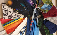 Unterschiedliche, bunte Mund-Nasen-Schutze.